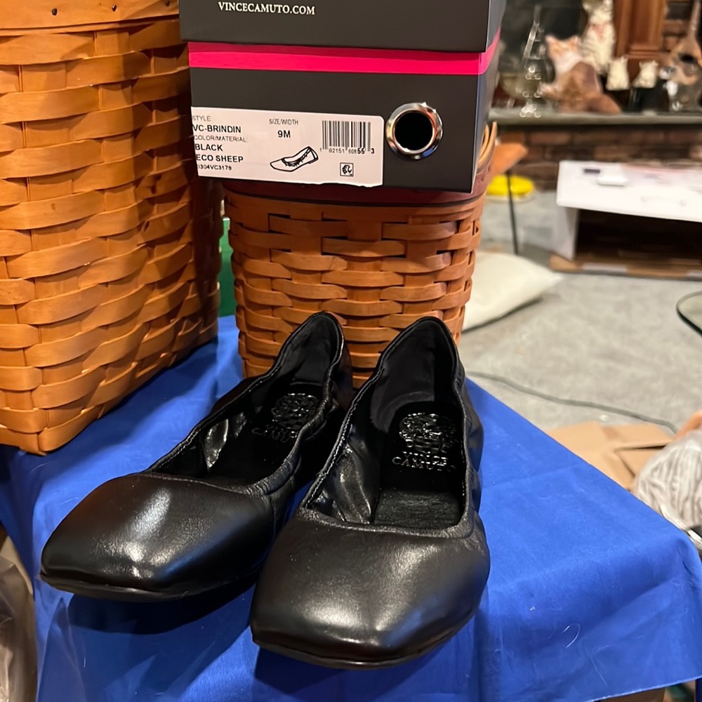 Vince Camuto ballerina Flats